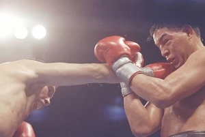 34 anni fa Julio Cesar Chavez surclassò Hector Camacho nel mondiale super leggeri WBC 