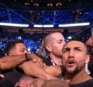 VIDEO -Dal ring Ryan Garcia urla la sfida a Teofimo Lopez. Attimi di tensione a Las Vegas VIDEO ZB
