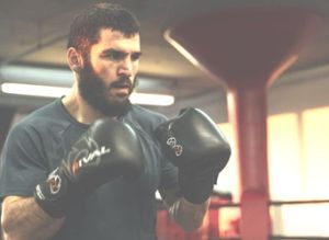 Artur Beterbiev ha deciso di non aspettare Bivol e punta dritto su Benavidez mentre compie 41 anni