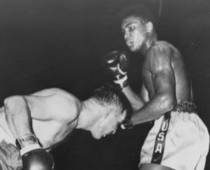 66 anni fa a Louisville, Muhammad Alì esordiva da professionista