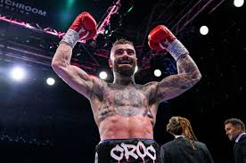 Il campione IBF  Crocker infortunato ad una mano. Slitta il match con Paro ?