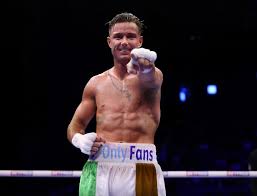 A  Mannheim  Paddy Donovan  batte il duro Chukhadzhian  ai punti 