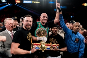 Tyson Fury  torna a sorpresa  al  primo posto nella classifica WBC 