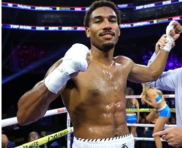 Osley Iglesias sfida direttamente il neo campione Wba Munguia  per settembre 