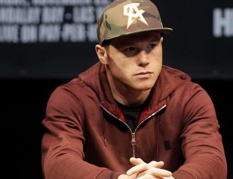Alvarez canelo con cappello