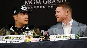 Alvarez Saul con Eddy Reynoso