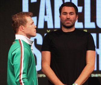 Hearn con Alvarez