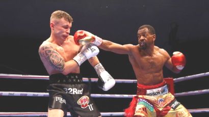 Herring beat Frampton ko