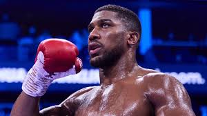Il chiodo fisso di Joshua è affrontare di nuovo Usyk ma c'è un Dubois di mezzo