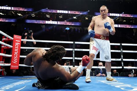 Il gigante  cinese Zhang Zhilei accetta la sfida di Derek Chisora . Il match entro l'anno 